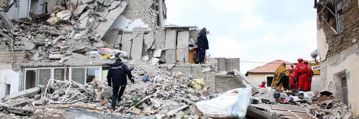 Vigili del Fuoco terremoto Albania novembre 2019 Durazzo Italia VVF